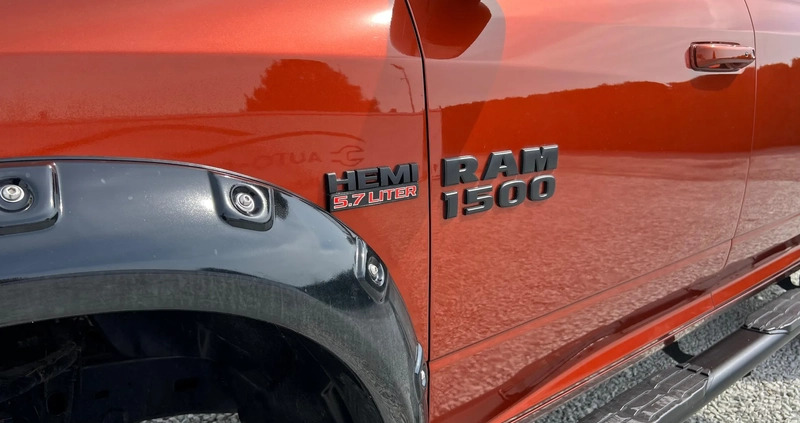 Dodge RAM cena 108900 przebieg: 298000, rok produkcji 2013 z Grójec małe 352
